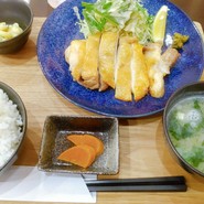 桜島灰干しチキンステーキ定食ご飯大盛り
