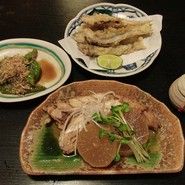 おまかせ三品（ししとう、ぶり大根、稚鮎）