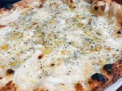 PILAW∴（ピロウ∴）