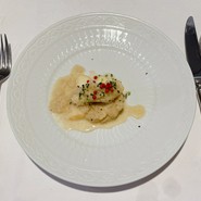 魚料理　（鯛　桃　大根）