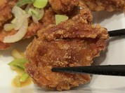 一口サイズの油淋鶏です！