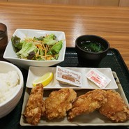 から揚げ定食