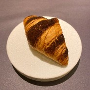 プレゼンテ スギ（PRESENTE Sugi）
