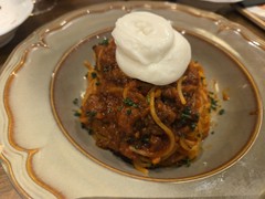 マスカルポーネが乗ったトマトパスタ