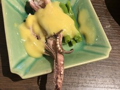 神戸海鮮居酒屋　三宮高架下市場