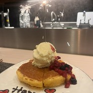 パンケーキ(プレートをデコレートして頂きました)