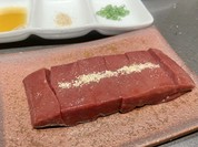 厚切り生レバーステーキ仕立て
