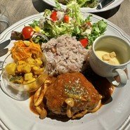UNO cafe