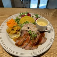 UNO cafe