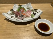 たてや