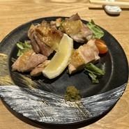 たてや