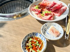 焼肉　温故知新　本店