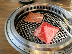 焼肉　温故知新　本店