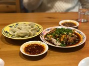 鶴東餃子