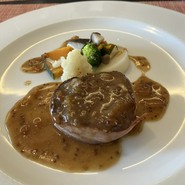 トラント・トロワ