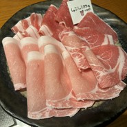 しゃぶ　しゃぶ　豚々　心斎橋店