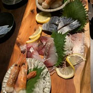 飯屋　真侍