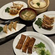 餃子食べ放題専門店 新宿無限餃子