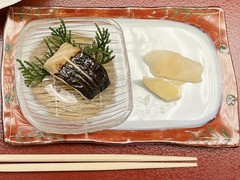 焼物（鰆煮付け　新生姜あちゃら漬け）