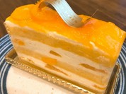 Chocolaterie&Bar ROND-POINT by Hirofumi Tanakamaru