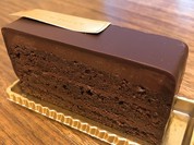 Chocolaterie&Bar ROND-POINT by Hirofumi Tanakamaru