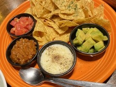 旨唐揚げと居酒メシ ミライザカ 三宮店