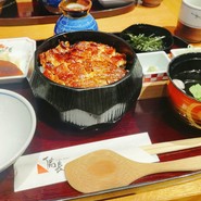 名古屋の名物グルメ、ひつまぶし