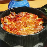 鰻ご飯。名古屋の名物グルメ、ひつまぶし