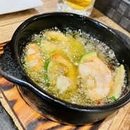 エビのアヒージョ