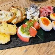 前菜盛り合わせ