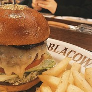 ブラッカウズ （BLACOWS）