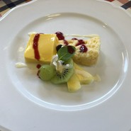 レストラン　フュメドゥコスモ