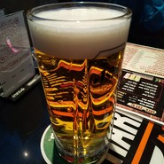 アレックス サルーン