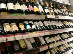 併設ワインショップ