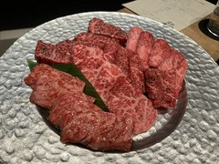 牛肩ロース　牛男