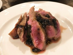 赤茄子と仔鴨の山椒焼き