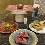 一億円で居酒屋建ててみた。億万鳥者 新宿本殿