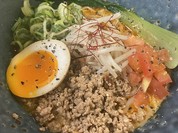 ～shimuja流～　冷やし豚骨担々麺