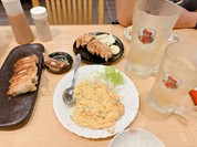 焼き餃子，から揚げ小，ふわふわ玉子焼き，ハイボール