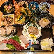 十肴　とみぞう