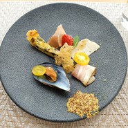 フランス料理　Arum（アリュム）