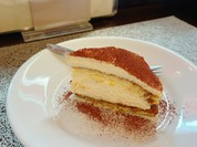 イタリア料理 トラットリア ポポラーレ