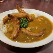 チキンカレー　ジャーマンソーセージトッピング