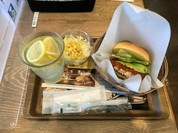 フレッシュネスバーガー 泉Ａｃｓ店