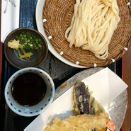 うどん屋  開都