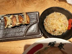 餃子拉麺酒場 暖暮