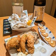 ビッグ牡蠣フライといぶりがっこ〜どちらも美味！