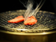 焼肉GUTS　離れ