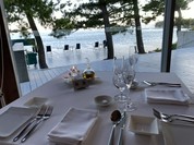 テラスレストラン