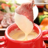 ローストビーフ＆チーズフォンデュ食べ放題ダイニングビアバー ウォルトンズ  神田店